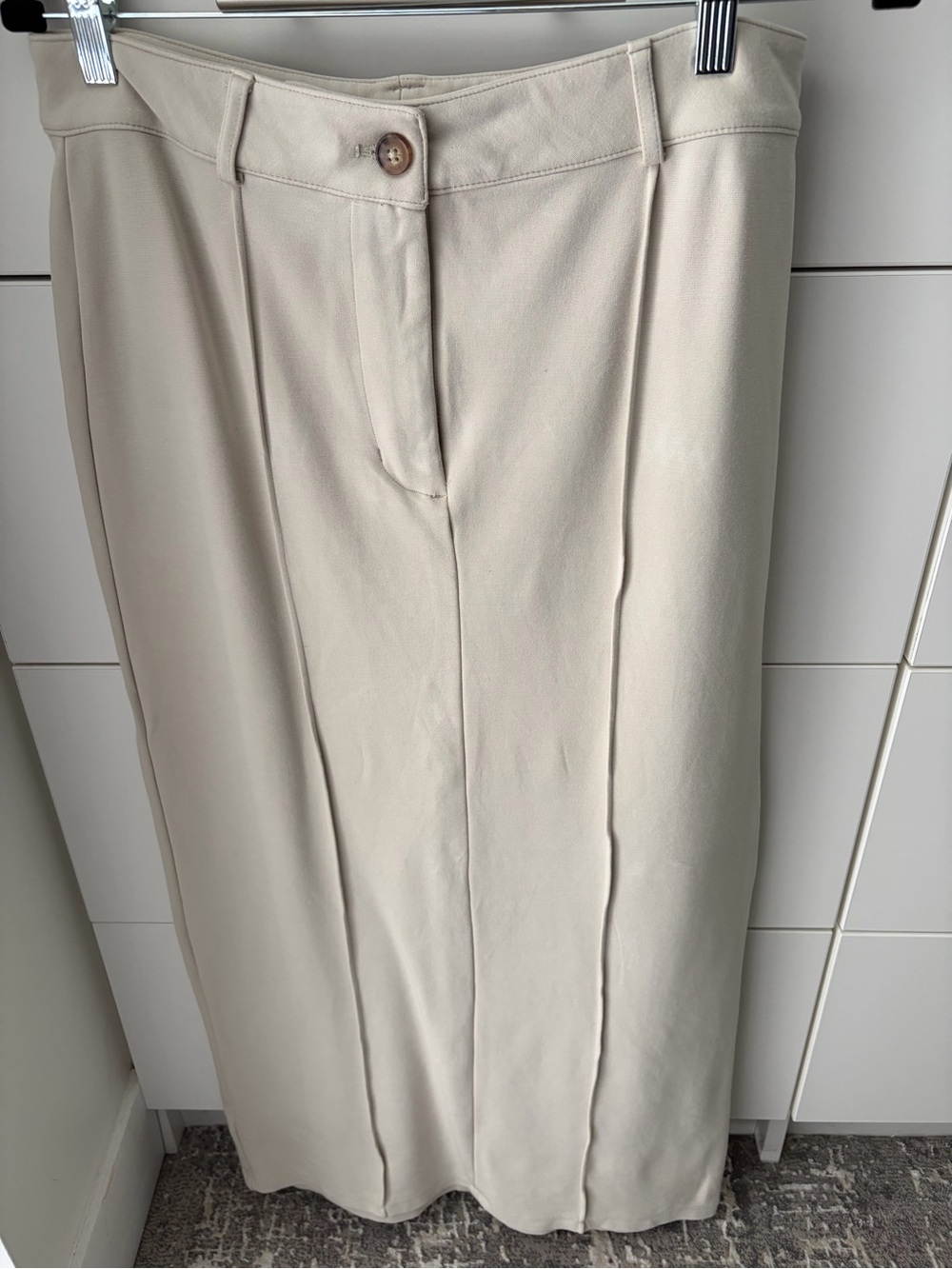 High-Rise Cream Maxi Skirt with Tailored Front Seams